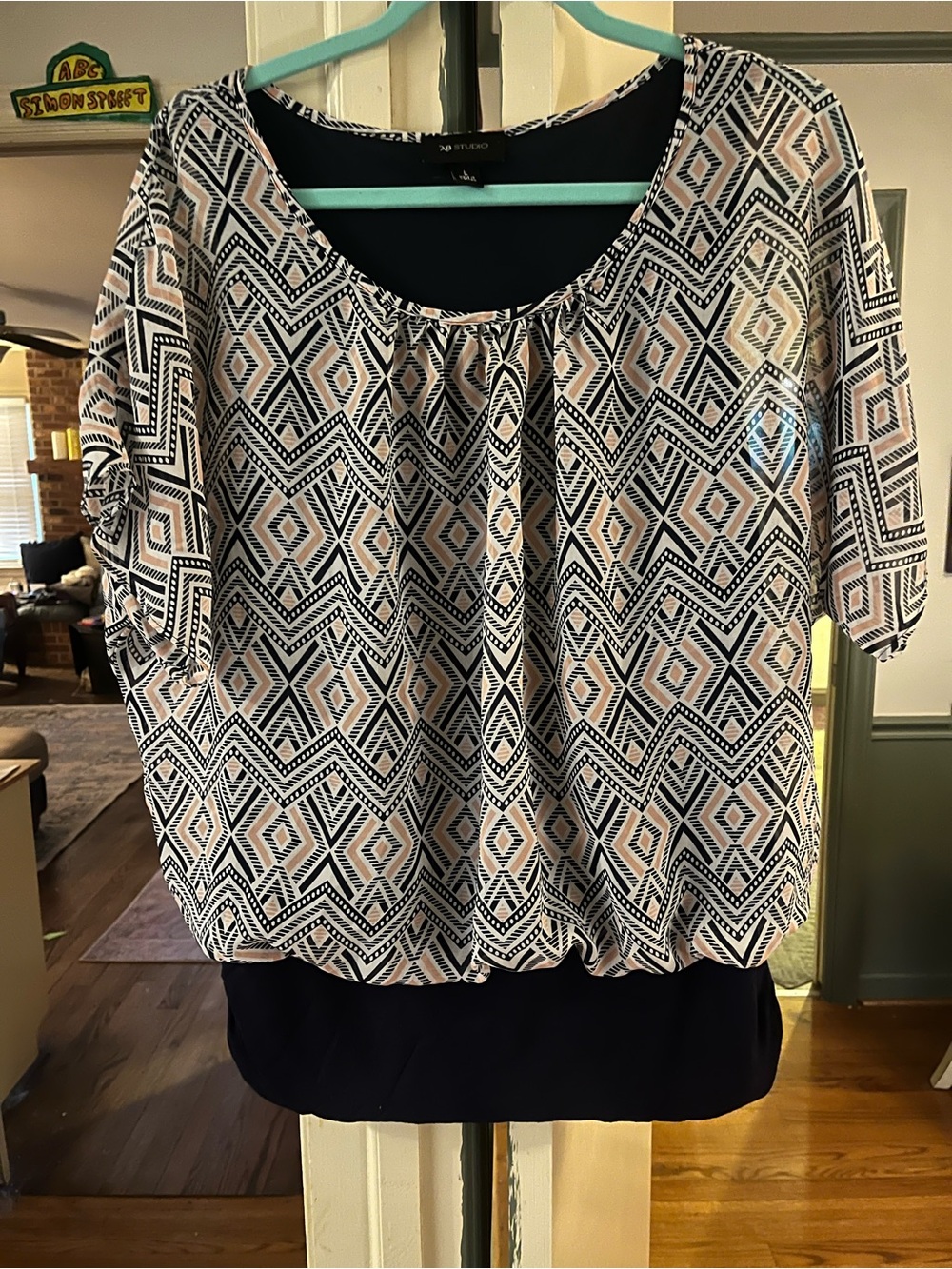 AB Studio navy/pink/white Geometric Blouson Top